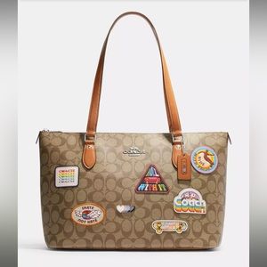 Coach Gallery Tote In Signature Canvas With Pride Patches